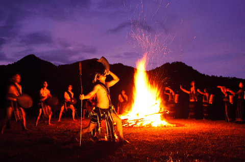 Lễ hội cồng chiêng trong tour giao lưu cồng chiêng đà lạt