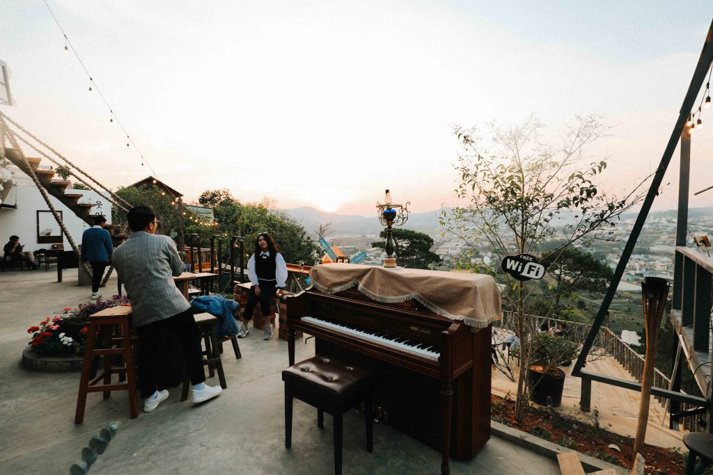 cafe nhạc trịnh Đà Lạt