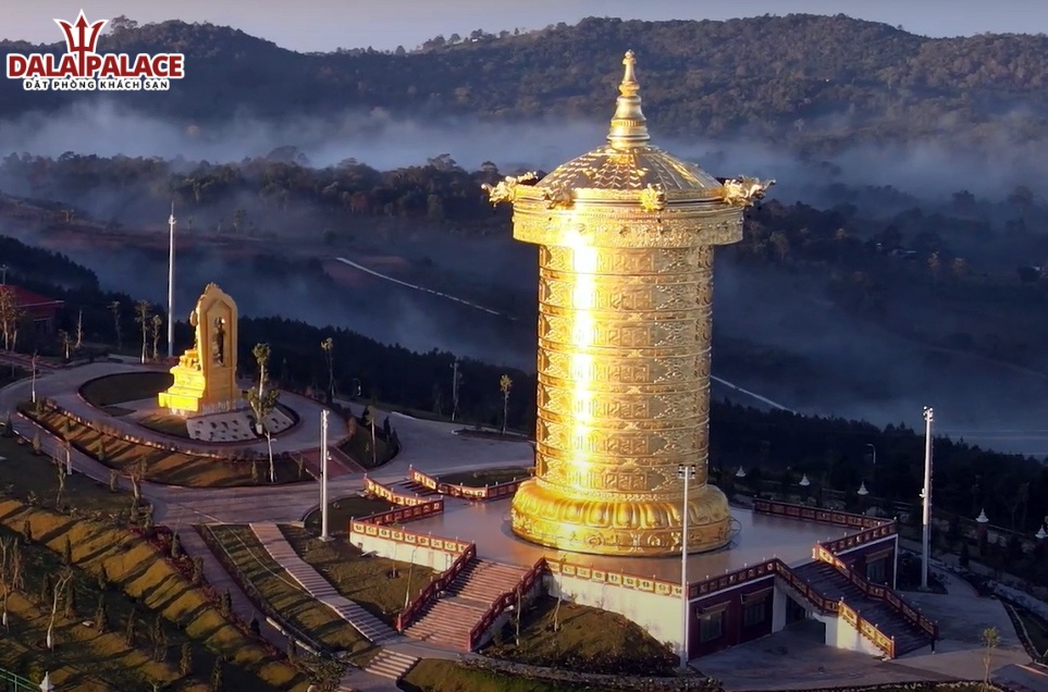 Đại Bảo Tháp Kinh Luân lớn nhất thế giới
