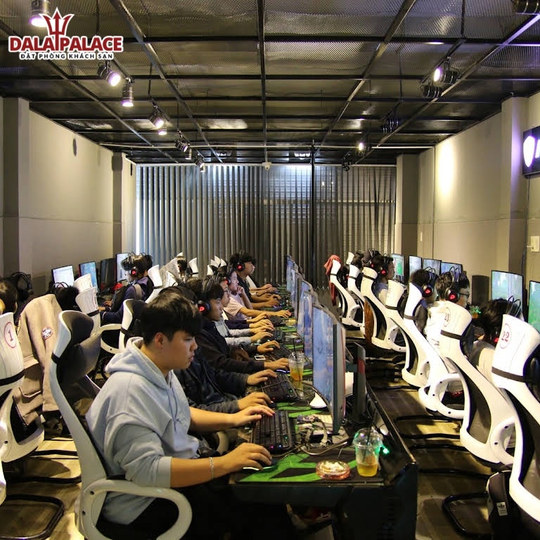 Gaming House Da Lat - Quán Cà Phê Internet