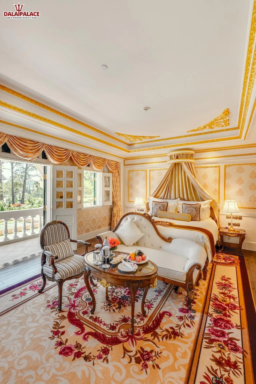 Phòng Luxury Royal
