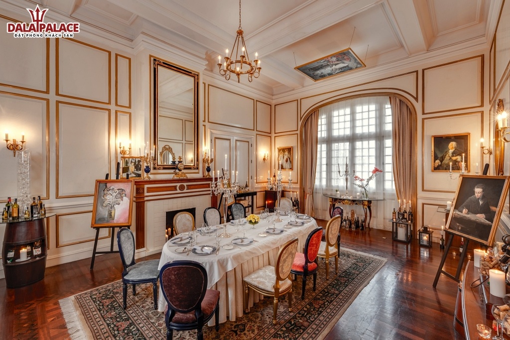 Phòng ăn Le Monet khách sạn Dalat Palace
