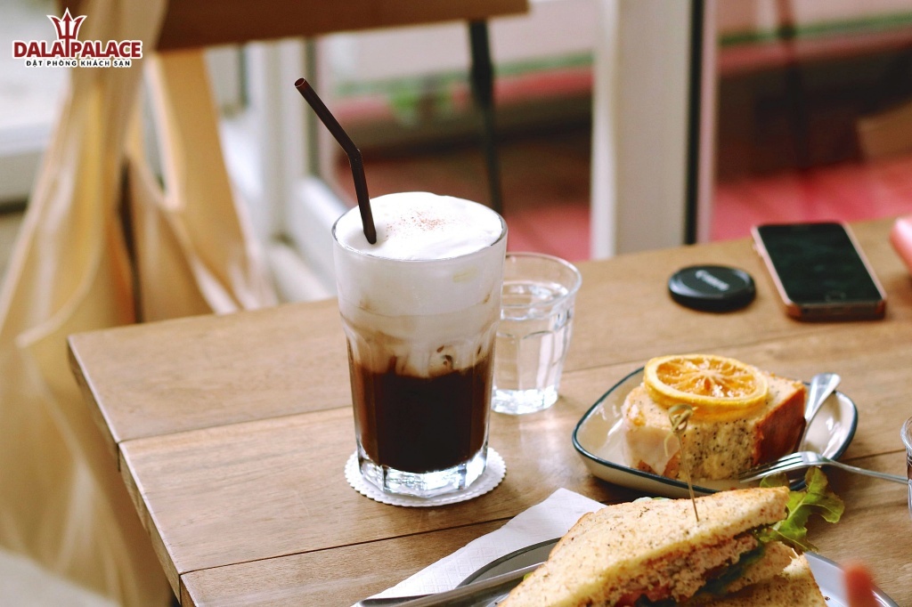 Cafe Lá Đà Lạt